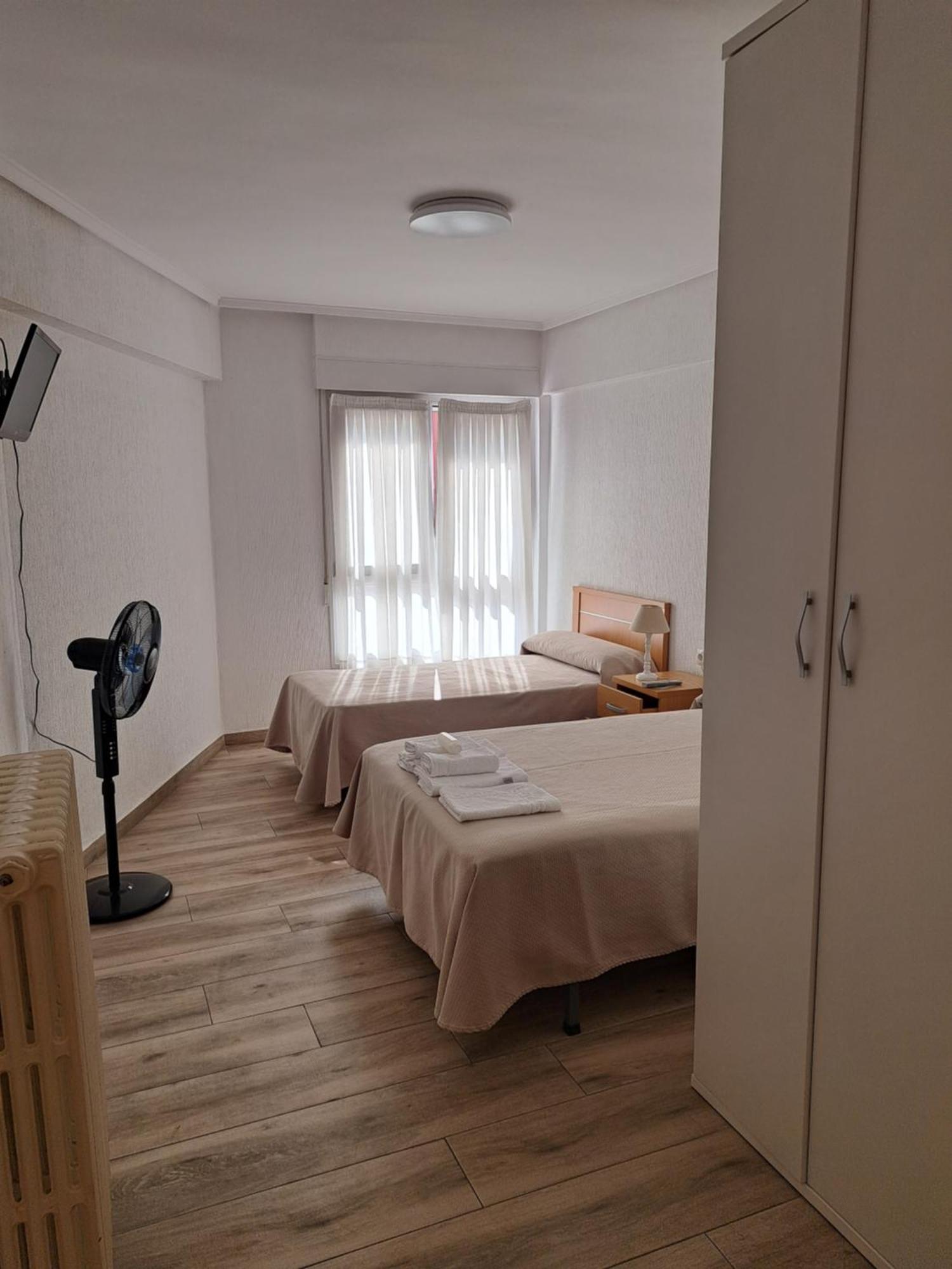 Pension Iruna Santurtzi Exterior photo