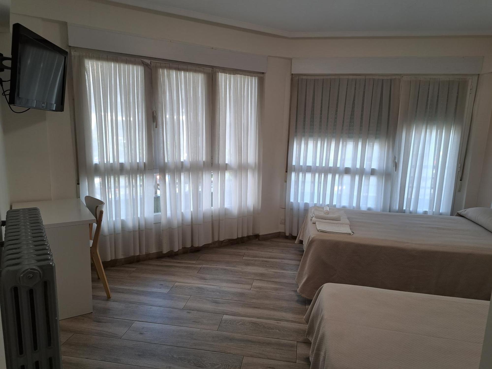 Pension Iruna Santurtzi Exterior photo