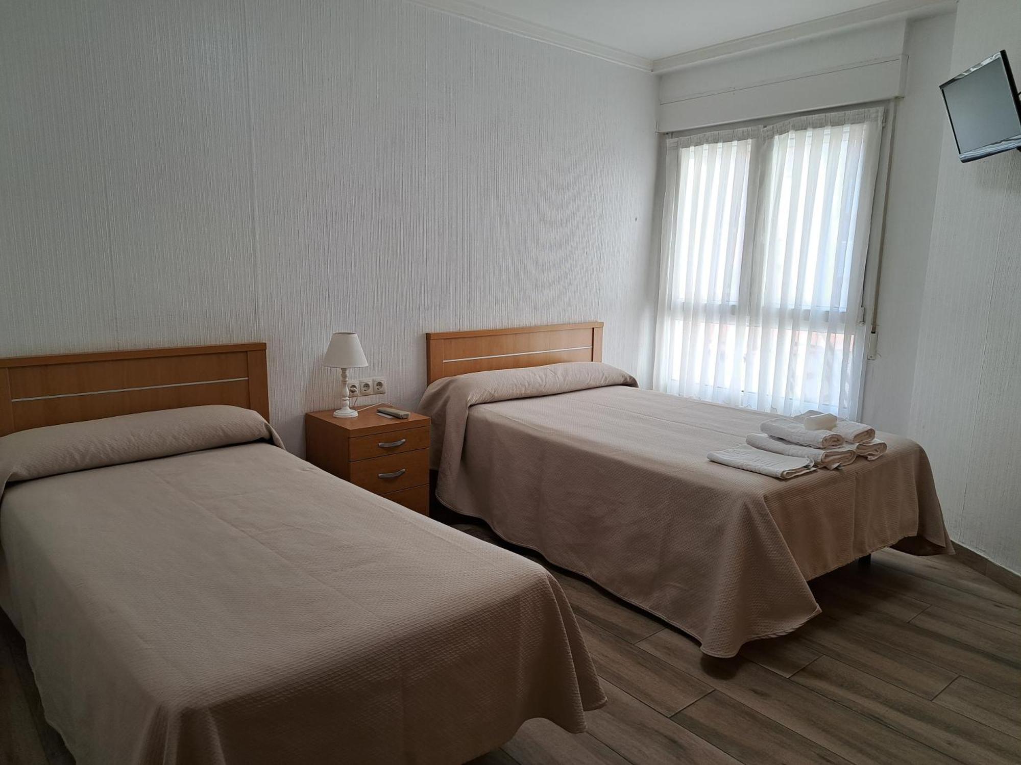 Pension Iruna Santurtzi Exterior photo